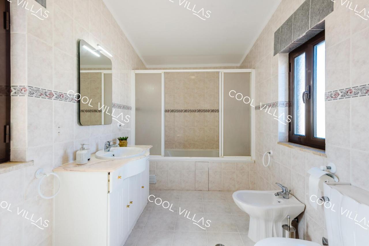Margarida - Heatable Pool & Center Ferienhaus Albufeira
